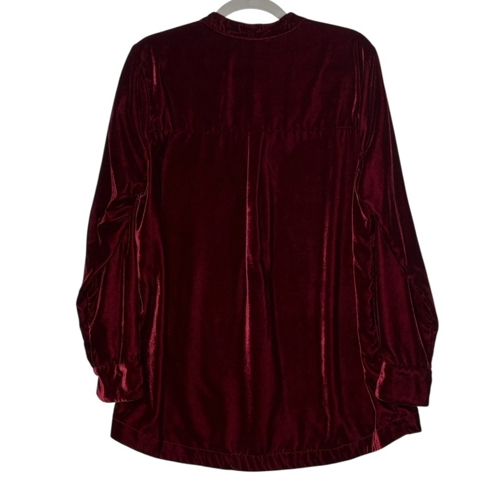 Soft Surroundings Velvet Popover Tunic Top Size M Burgundy Wine Button Cuffs - Picture 5 of 9